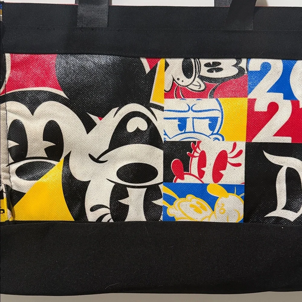 DISNEY Parks 2021 Mickey Mouse Tote Bag w Minnie Donald Pluto & Goofy